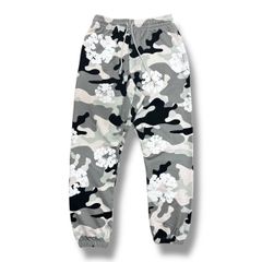 参考上代61800円 DENIM TEARS 24AW CAMO COTTON WREATH SWEAT PANTS カモコットンリーススウェットパンツ イージーパンツ デニムティアーズ ホワイト系 L 88362A7