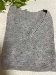 ユニクロ　カシミヤ100 Ｖ首セーター　M グレー霜降り