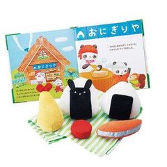 【新品・未使用】布のおもちゃ　おこめくんとママのおにぎりやさん　1.5歳～