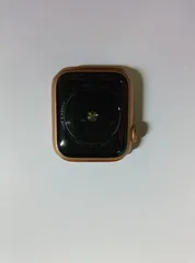 Apple Watch SE GPSモデル 40mm ゴールドアルミニウムケース STS