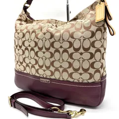 ✨良品✨ COACH コーチ 2way ワンショルダーバッグ トートバッグ シグネチャー 総柄 ロゴ型押し チャーム 肩掛け 斜め掛け キャンバス レザー レディース ベージュ 肌色