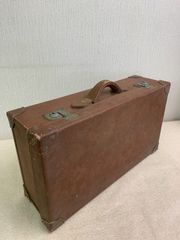 【フォロー割対象商品】ヴィンテージ　トランク　アタッシュケース　昭和レトロ　ビンテージ　アンティークF　古道具　店舗ディスプレイ　路上ライブ
