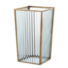 Item thumbnail for item 0b3d37de-6930-4038-b1ea-f67bf34cfee7