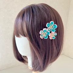 花緑青色の梅の花の飾りピン3点セット　一点物❇︎つまみ細工❇︎成人式❇︎卒業式❇︎七五三