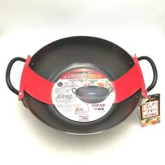 【まとめ買い対象外】貝印　鉄　スーパーエンボス　両手　炒め鍋　２８cm　ＩＨ対応　日本製　深型　底平形状　新品未使用