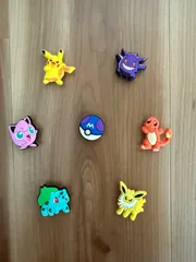 新品★クロックス　チャームアクセサリー　ポケモン　5個　ジビッツ カスタマイズのサムネイル