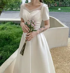 【新品 未使用】2026新作 ウエディングドレス サテン Aライン 前撮り 半袖 ドレス ホワイト 無地 上品 エレガント お洒落 二次会 結婚式 