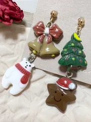 ピアス　クリスマス