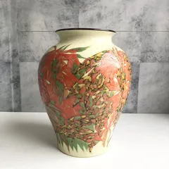 有田焼琥山窯主 小野達郎作 金欄手飾り絵皿『桜』木製皿立てつき