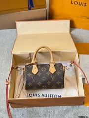 LOUIS VUITTON バッグ　並行輸入品 ルイヴィトン 並行輸入のフリマアイテム一覧