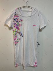 リーボックフード付きTシャツ　Lサイズ　中古