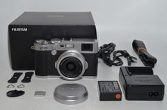 250926★ほぼ新品★富士フイルム(FUJIFILM) デジタルカメラ X100F シルバー X100F-S