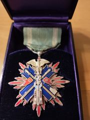 【極美品!】瑞宝単光章（勲六等瑞宝章）新制度後交付タイプ 新型 勲章 褒章 瑞宝単光章（勲六等瑞宝章）新制度後交付タイプ 新型 勲章 褒章