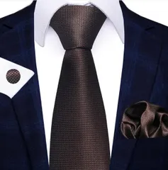 ブラック ネクタイ ポケットチーフ　カフス　３点 セット　結婚式　ビジネス　イベント　パーティー　発表会　卒業式　卒園式　入社式　入学式　成人式　父の日　七五三　お祝い　クリスマス　ダンスパーティー　バーテンダー　ブラウン色　無地　格子柄チェック柄　格安