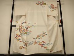 B5 夏物 花模様 白色系 絽 紗 薄物 正絹 付下げ 着物 K4 - メルカリ