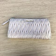 ☆ miu miu キルティング長財布 ピンク【財布】【1】