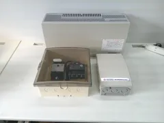 Fish K　オムロン　パワコン5.5kW 中古2台 kpva55j4_1.jpg