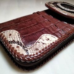ワインレッド革和柄リボンハートキーケース - メルカリ