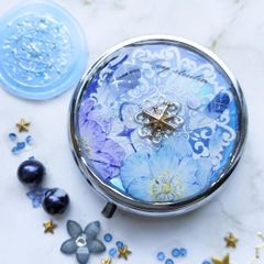 オーロラのピルケースver.2　ハンドメイドピルケース　レジンピルケース　ハンドメイドレジン　小物入れ