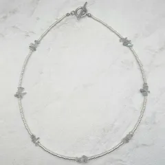 キラキラ天然石のアクセントネックレスm
