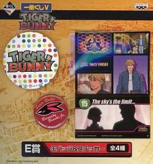 [중고] 기타 잡화 (캐릭터) 키스 굿맨 캔 배지 & 스티커 [이치 반 쿠지 V TIGER & BUNNY] E상