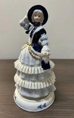 陶器製 貴婦人と猫のオルゴール フィギュア インテリア - メルカリ