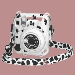 【特価商品】HIYQIN mini12 ケース 富士フイルム Instax Mini 12 カメラ用保護クリアケース クリスタルハードシェルカバー ショルダーストラップ付き カメラステッカー