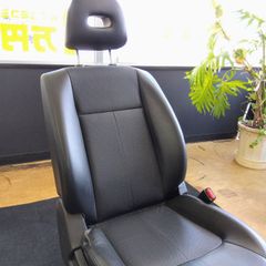 Item thumbnail for item 30a64a93-fc39-4f49-a7e7-5e2fe7d81365