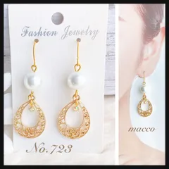 金具変更無料♡ハンドメイドピアス　No.723 maccoshop