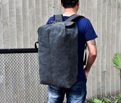 在庫なし　ミリタリーバッグ ミリタリー リュック 登山 バックパック アウトドア 大容量 メンズ シンプル ブラック