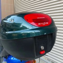 【日本未発売色】GIVI E16N Smile 26L ジビ トップケース テールボックス モノロックケース ベース付 グリーン塗装