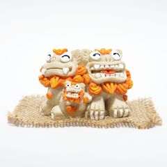 シーサー 置物 ファミリー オレンジ イエロー 沖縄伝統 家族愛 幸せ インテリア 玄関飾り プレゼント