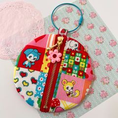 ぺたんこまるポーチ☆ハニーチューン☆1点もの☆可愛いチャームキーリングつき
