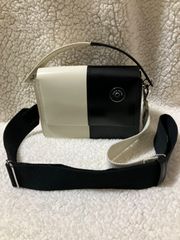 KARA 2way バイカラー　スクエア　ハンド　バッグ　ショルダー　バッグ　白黒　ツートーン