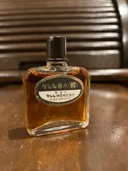 2025年最新】香水瓶 レトロの人気アイテム - メルカリ