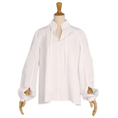 HERMES ジュエリーが舞う優雅なエルメスシルクブラウス