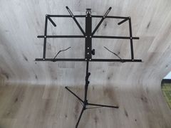 Item thumbnail for item 8486e83e-1d36-49c4-99bd-43d014eb20bf