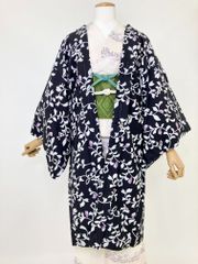 羽織 【羽織ひも付き】【新品】袷 対応身長:152cm前後 黒色 唐草模様柄 109-0002