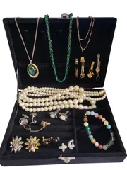 【まとめ売り】遺品整理 ネックレス ブレスレット カフスボタン ネクタイピン イヤリング 開運鈴 ブローチ 天然石 CA25I(T)27