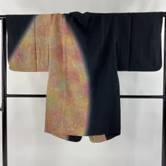 【美品】 道行 身丈101cm 裄丈66cm M 三本賢 和装コート 被布衿 落款 幾何学模様 ぼかし 赤茶 正絹 逸品 【中古】