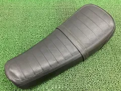 5*N様 【中古】　カワサキ純正　250TR シート 品番　53001-1984 カワサキ 250TR シート 53001-1984 純正 中古 バイク 部品