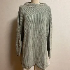 KN1642＊4L 大きいサイズ　ストライプジャガード切り替えチュニック長袖カットソー