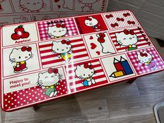 【箱付き】キティちゃんローテーブル