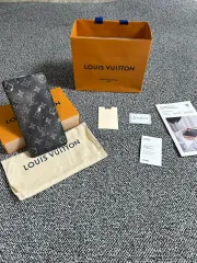 2025年最新】Louis Vuitton exhibitionの人気アイテム - メルカリ 2025年最新】Louis Vuitton exhibitionの人気アイテム - メルカリ