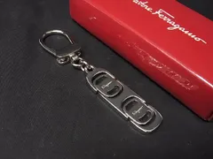 ■新品同様■ Salvatore Ferragamo サルヴァトーレフェラガモ ヴァラ キーホルダー キーリング チャーム シルバー系 AD2176ｷZのサムネイル