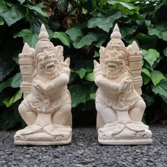 ラクササの石像 36cm 2体セット パラスストーン 石彫り彫刻 魔除け 獅子 オブジェ ガーデンオーナメント 庭 置物【アウトレット】250642