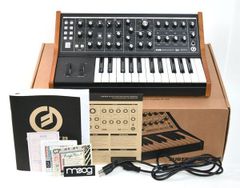 ★極美品！MOOG モーグ SUBSEQUENT 25 アナログシンセサイザー 元箱付！★