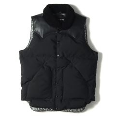 美品 1piu1uguale3 ウノ ピュ ウノ ウグァーレ トレ ナイロン ダウン ベスト 47960 × Rocky Mountain Featherbed 襟ボア クリスティ