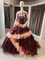 美品★値下げ中！キュート×エレガント ❇︎ フリルディテールブラウンカラードレス