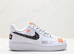 新品 超美品 ナイキ エアフォース1 AR7719-100